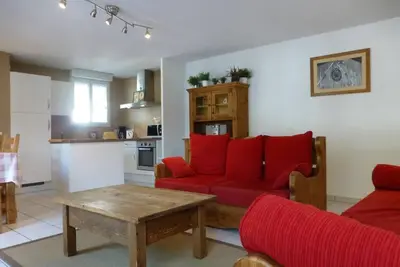 Image de 50m du centre station, 2ème étage, vue village, balcon, télévision, 65m², Brides Les Bains