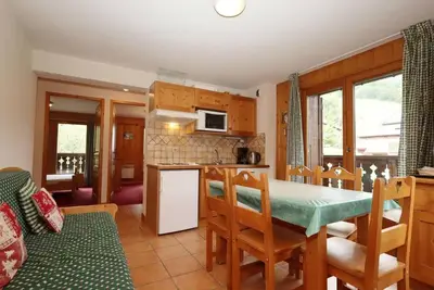 Image de 2ème étage, balcon, télévision, casier à ski, 36m², Les Houches