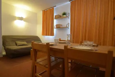 Image de À 10m des pistes de ski, 5ème étage, balcon, télévision, 22m², Les Menuires