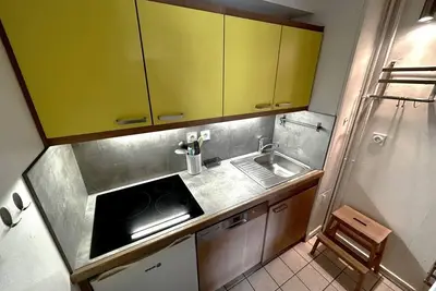 Image de À 10m des pistes de ski, 4ème étage, balcon, télévision, casier à ski, 31m², Les Menuires