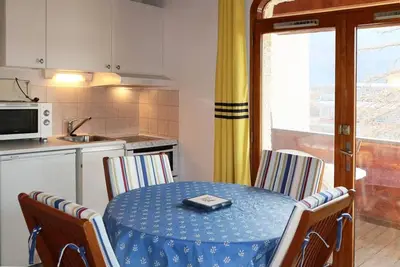 Image de 50m du centre station, 4ème étage, balcon, télévision, 22m², Les Orres