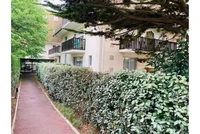 Image de appartement au calme à 2 pas du casino et de la plage