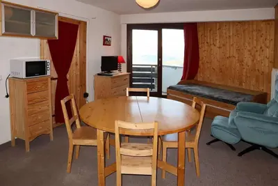 Image de Centre station, 7ème étage, vue vallée, balcon, télévision, casier à ski, 40m², Les Orres