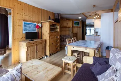 Image de À 100m des pistes de ski, 4ème étage, balcon, télévision, casier à ski, 51m², Val Thorens