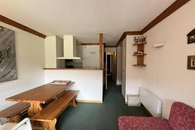 Image de Wifi, 100m du centre station, 10ème étage, vue pistes de ski, balcon, télévision, casier à ski, 52m²