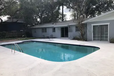 Image de Convenient Lake Mary Home Near Golf, Parks, Tennis and more