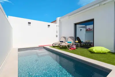 Image de Private Heated Pool - Fully refurbished in 2022