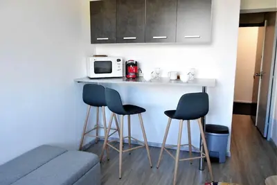 Image de À 50m des pistes de ski, 6ème étage, vue vallée, piscine, télévision, casier à ski, 16m², Le Corbier