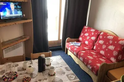 Image de 5ème étage, vue pistes de ski, sauna, hammam, balcon, télévision, 28m², Val Thorens
