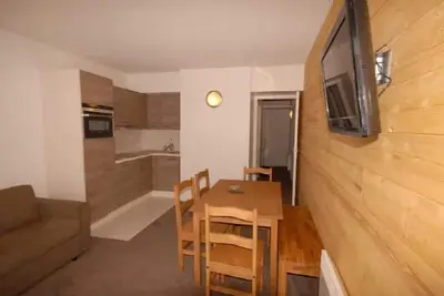 Image de 50m du centre station, 8ème étage, vue pistes de ski, balcon, télévision, 30m², Gourette