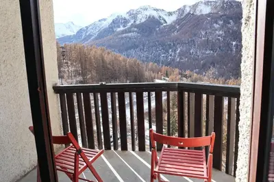 Image de Centre station, 7ème étage, vue vallée, balcon, télévision, casier à ski, 26m², Les Orres