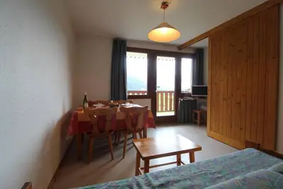 Image de 300m du centre station, 1er étage, balcon, télévision, casier à ski, 25m², Termignon-la-Vanoise