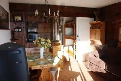 Image de À 100m des pistes de ski, balcon, parking, télévision, 25m², Orcières Merlette 1850
