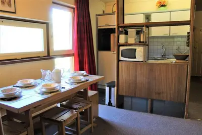 Image de Pied des pistes de ski, 2ème étage, balcon, télévision, casier à ski, 40m², Vars
