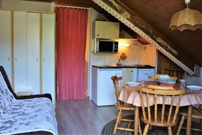 200m du centre station, 6ème étage, vue station, balcon, télévision, casier à ski, 21m², Risoul