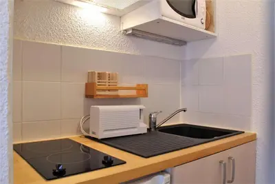 Image de Centre station, 3ème étage, balcon, télévision, casier à ski, 21m², Risoul