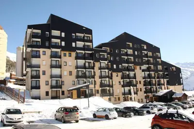 Image de Pied des pistes de ski, 2ème étage, balcon, télévision, casier à ski, 27m², Les Menuires