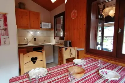 Image de 2ème étage, vue montagne, balcon, télévision, casier à ski, 27m², Le Grand Bornand