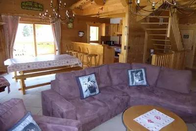Image de 1er étage, terrasse, balcon, cheminée ou poêle à bois, parking, télévision, 158m²