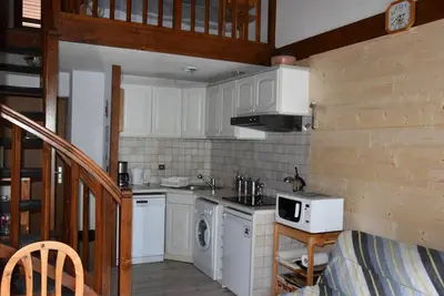 Image de 2ème étage, piscine, balcon, télévision, casier à ski, 40m², Pralognan-la-Vanoise