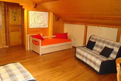 Image de Chalet, terrasse, cheminée ou poêle à bois, parking, télévision, 120m², Pralognan-la-Vanoise