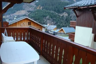 Image de 1er étage, balcon, parking, télévision, casier à ski, 35m², Pralognan-la-Vanoise