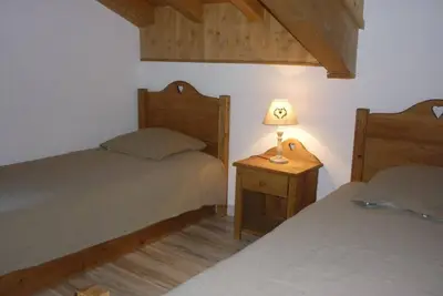 Image de 200m du centre station, 2ème étage, balcon, télévision, casier à ski, 43m², Pralognan-la-Vanoise