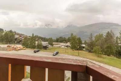 Image de Wifi, 150m du centre station, 4ème étage, vue vallée, balcon, télévision, casier à ski, 37m²