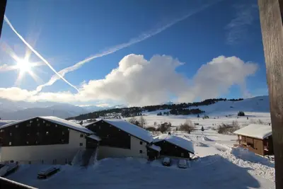 Image de À 200m des pistes de ski, 4ème étage, vue pistes de ski, balcon, télévision, casier à ski, 50m²