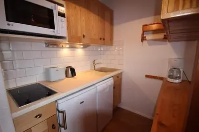Image de 200m du centre station, 1er étage, vue station, balcon, télévision, casier à ski, 28m², Les Saisies