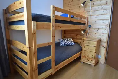 Image de À 10m des pistes de ski, 15ème étage, balcon, télévision, casier à ski, 74m², Les Menuires