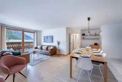 Proche du centre, appartement neuf avec 4 chambres et 3 salles de bains