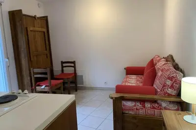 Image de 50m du centre station, 3ème étage, balcon, télévision, 15m², Brides Les Bains
