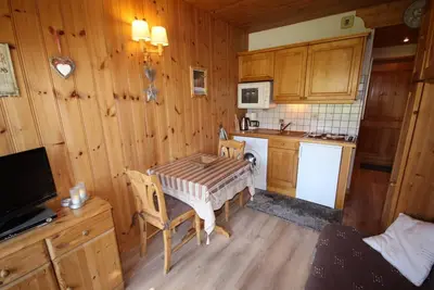 Image de Rez-de-chaussée, vue pistes de ski, balcon, télévision, casier à ski, 14m², Les Saisies