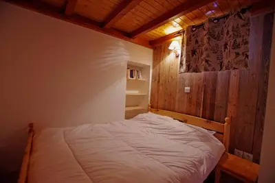 Image de À 200m des pistes de ski, 4ème étage, balcon, parking, télévision, casier à ski, 61m²