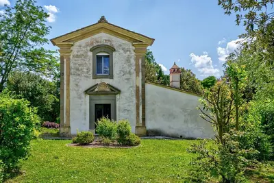 Image de Villa La Pieve - an old church now turned into a welcoming and charming villa