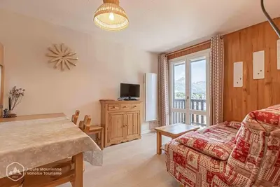 Image de À 300m des pistes de ski, 2ème étage, balcon, télévision, casier à ski, 41m², Aussois