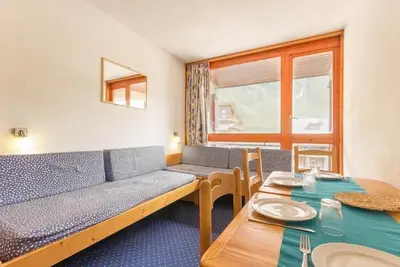 Image de 10m du centre station, 4ème étage, vue pistes de ski, balcon, télévision, 24m², Les Arcs