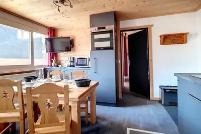 Image de À 150m des pistes de ski, 1er étage, télévision, casier à ski, 36m², Les Menuires