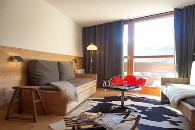 Image de À 10m des pistes de ski, 8ème étage, vue montagne, balcon, télévision, 80m², Les Menuires