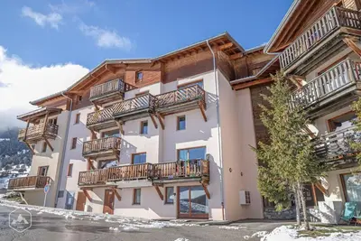 Image de À 10m des pistes de ski, 4ème étage, balcon, télévision, casier à ski, 40m², Aussois