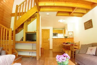 Image de 90m des commerces, 5ème étage, vue montagne, balcon, télévision, casier à ski, 75m², Valmorel