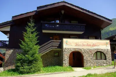 Image de À 115m des pistes de ski, étage -1, balcon, télévision, casier à ski, 83m², Valmorel