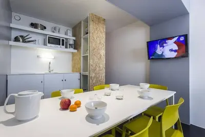 Image de 10ème étage, balcon, télévision, 29m², Les Arcs