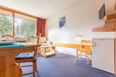 Image de 100m du centre station, 11er étage, balcon, télévision, 28m², Les Arcs