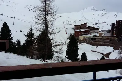 Image de 8ème étage, vue pistes de ski, balcon, 28m², Les Arcs
