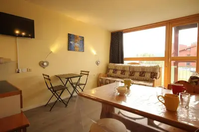Image de 10m du centre station, 1er étage, vue vallée, balcon, télévision, 33m², Les Arcs