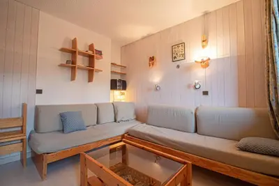 300m du centre station, 3ème étage, vue montagne, balcon, télévision, casier à ski, 47m², Valmorel