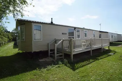 Image de 2 bedroom caravan at heacham beach with decking