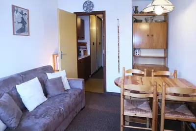 Image de Centre station, 5ème étage, vue montagne, balcon, télévision, casier à ski, 26m², Les Orres